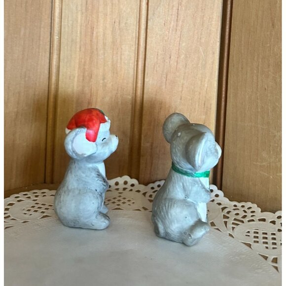 Vintage Gray Ceramic Christmas Salt & Pepper Shakers Santa Hat Holiday Decor - Picture 5 of 9